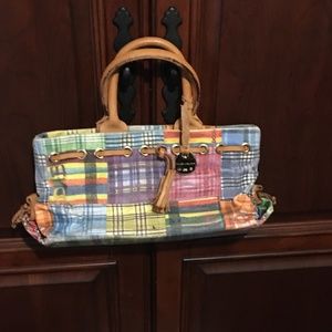 Dooney & Bourke